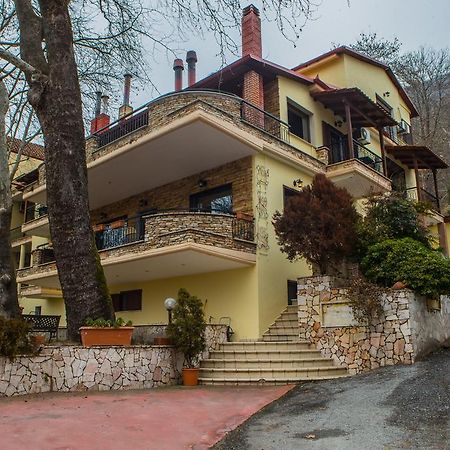 Nostos Hotel Káto Loutrákion Buitenkant foto