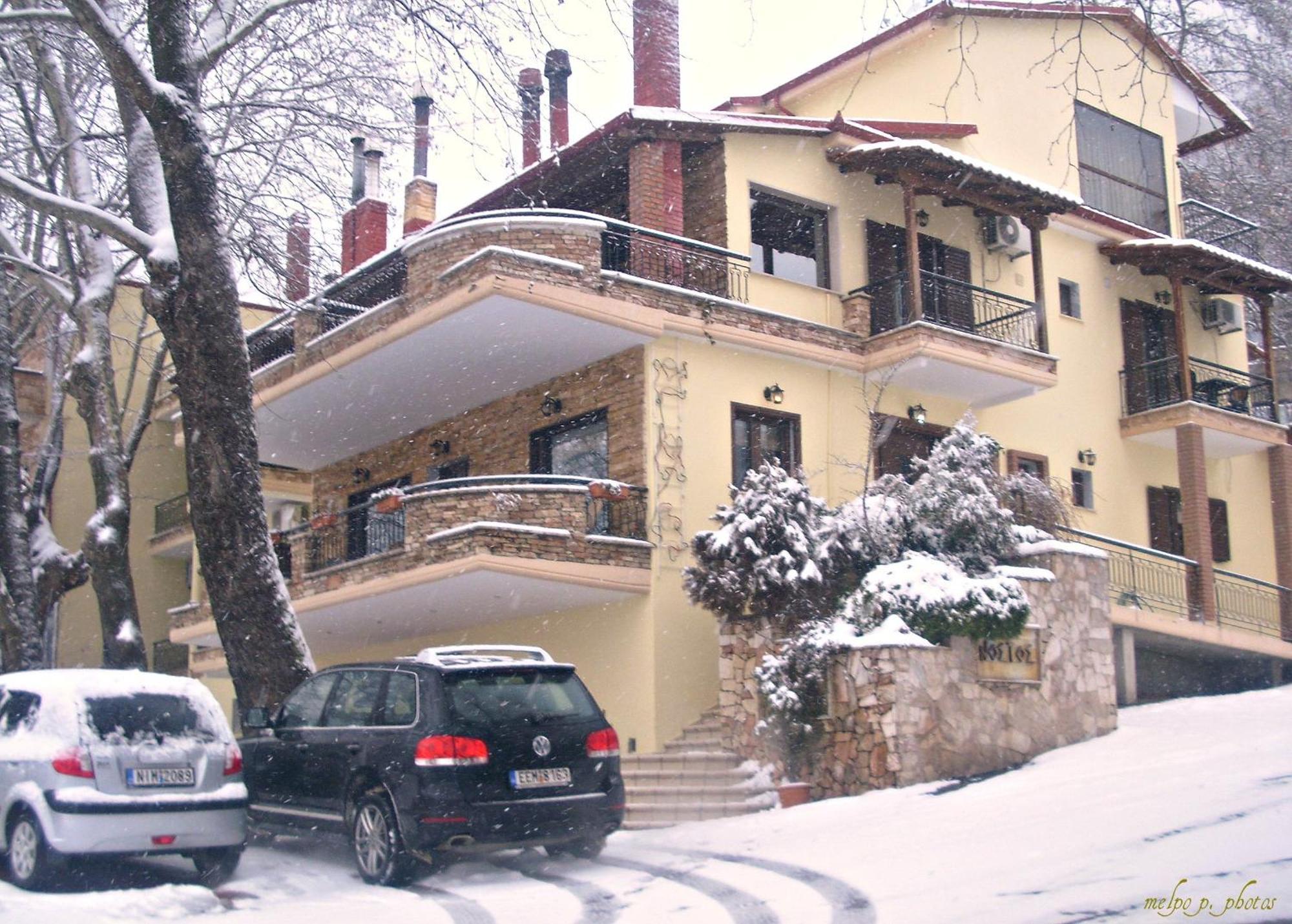 Nostos Hotel Káto Loutrákion Buitenkant foto