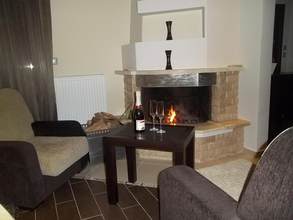 Nostos Hotel Káto Loutrákion Kamer foto